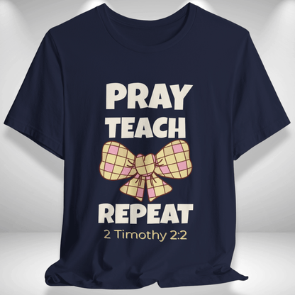 Pray Teach Repeat Coquette Bow (with 2 Timothy 2:2 Bible Verse) Christian Tee — Back-to-School Checkered Bow