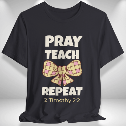 Pray Teach Repeat Coquette Bow (with 2 Timothy 2:2 Bible Verse) Christian Tee — Back-to-School Checkered Bow