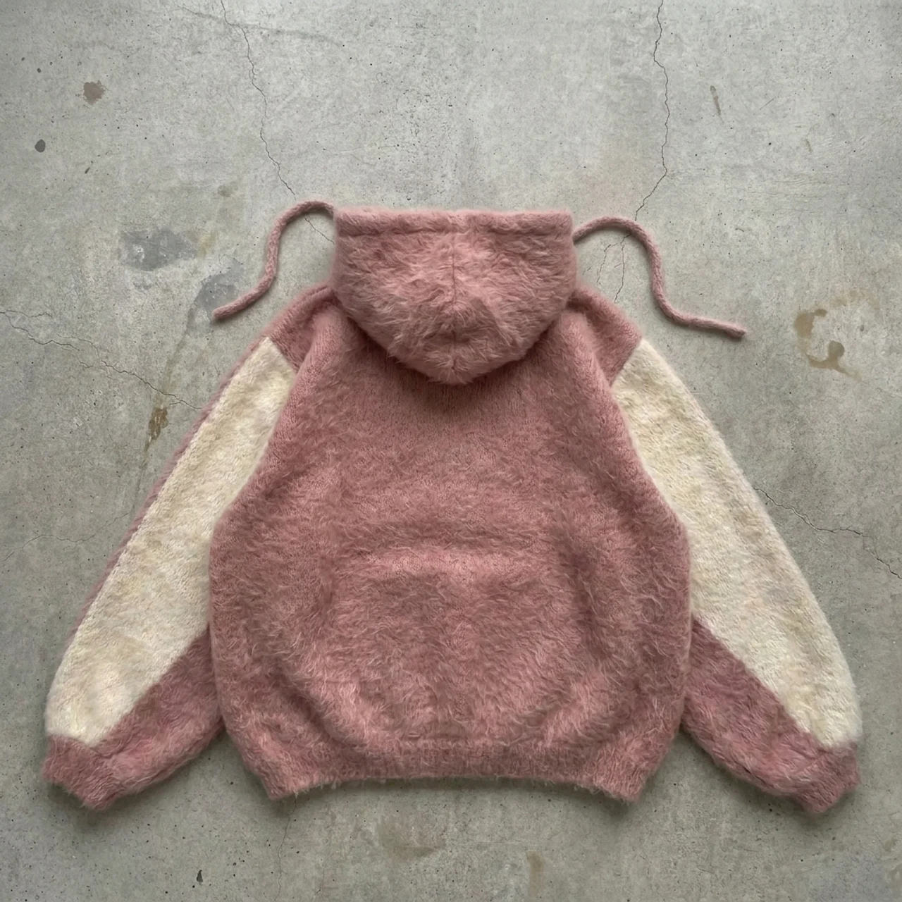 Selah Comfort – Plush Contrast Pullover Hoodie Goshen & Selah Co